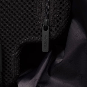 ハイブリッド ルフトハンザエディション Cabin ブラック 37L