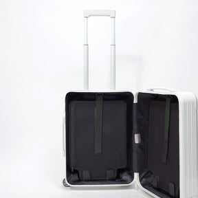 リモワ　エッセンシャル　832.53.77.1　キャビン　グロスパパイヤオレンジ　36L