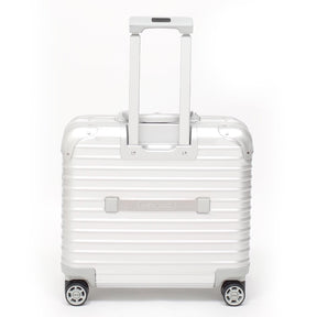 リモワ トパーズ　923.40-1　中古商品　26リットル　4輪
