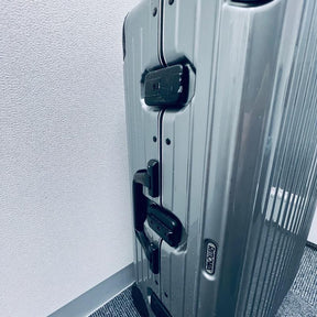 リモワ　サンバ　859.77　107リットル　中古商品　2輪