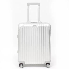 リモワ　トパーズ　932.56-5　中古美品　45リットル　4輪