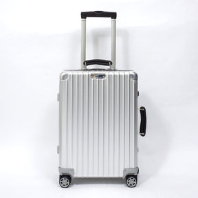 リモワ　クラシックフライト　中古商品　971.52-7　33リットル　4輪
