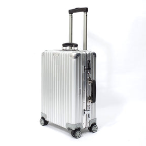 リモワ　クラシックフライト　中古美品　971.52-5　33リットル　4輪