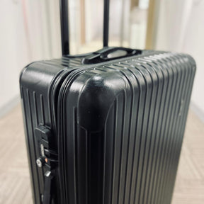 リモワ　サルサ　851.63-4 　中古美品　63リットル　2輪
