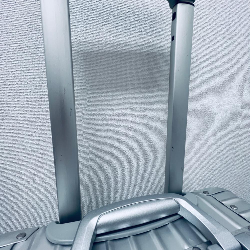 リモワ　トパーズ　920.52-6　中古美品　32リットル　2輪