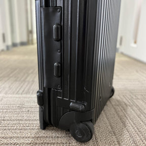 リモワ　サルサ　851.52-17　32リットル　中古美品　2輪