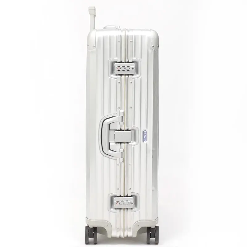 リモワ　トパーズ　中古美品　932.77-8　104リットル　4輪