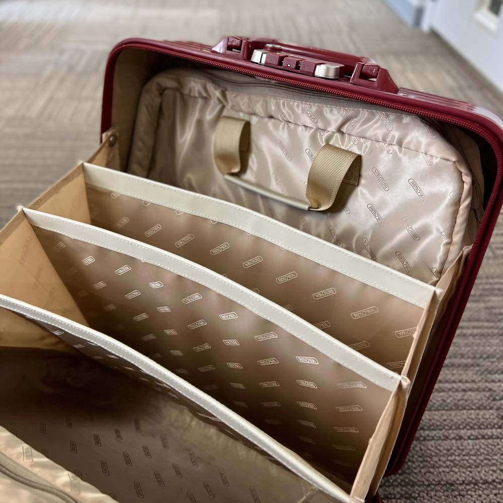 リモワ　サルサデラックス　U853.40-3　中古美品　25リットル　2輪