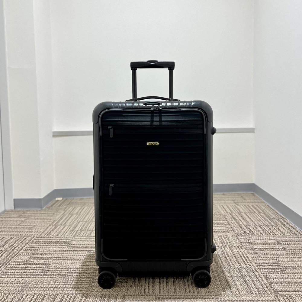 リモワ　ボレロ　861.63　中古商品　63リットル　4輪