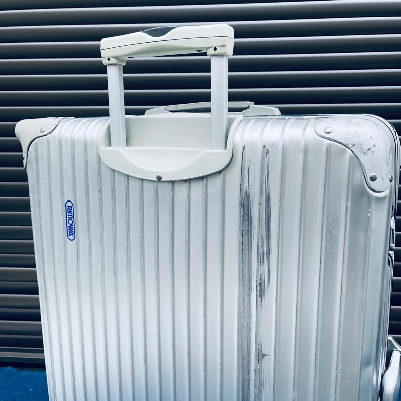 リモワ　シルバーインテグラル　中古商品　U923.77-3　104リットル　4輪