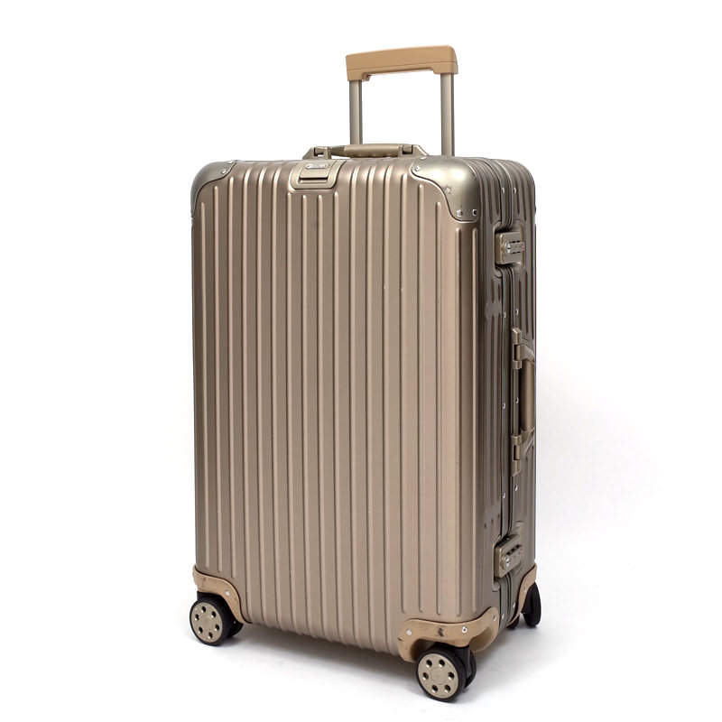 リモワ　トパーズ チタニウム　中古美品　924.63.03.4-2　64リットル　4輪