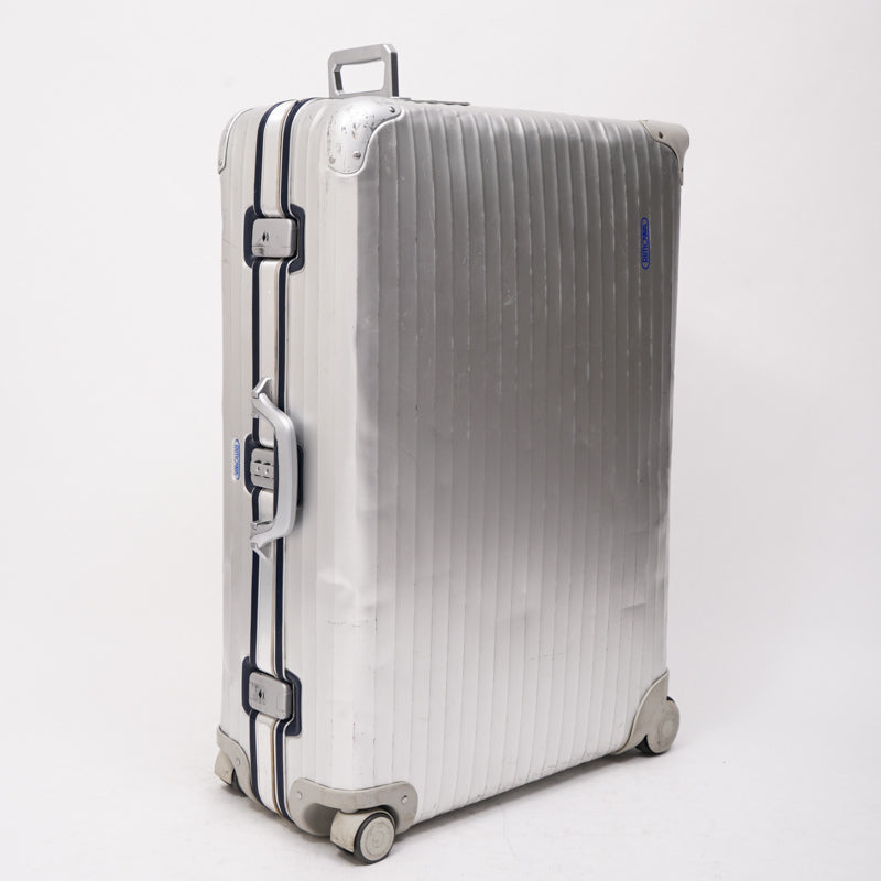 リモワ　シルバーインテグラル　中古商品　927.77-2　104リットル　4輪