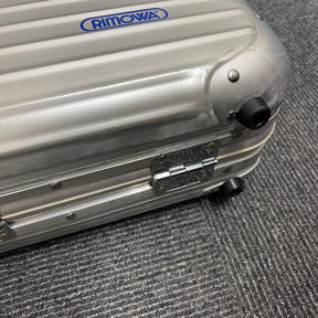 リモワ　アタッシェケース　中古商品　928.14-2　22リットル