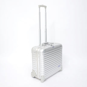 リモワ　トパーズ　中古商品　U928.40-2　23リットル　2輪