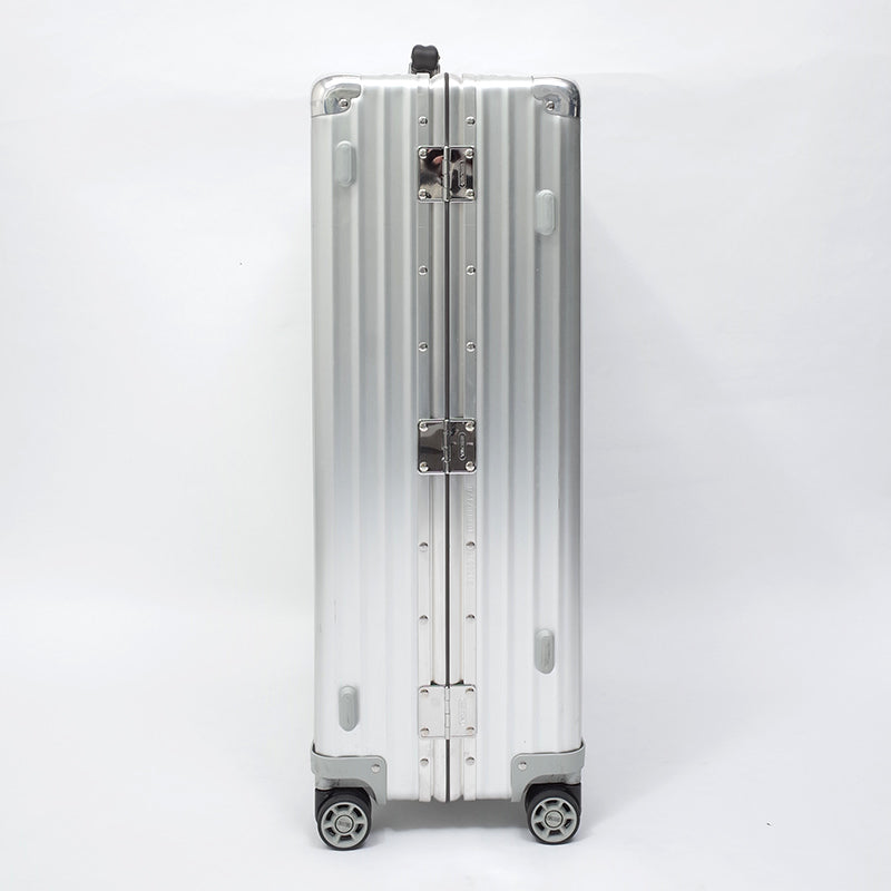 リモワ　クラシックフライト　中古美品　971.70-2　76リットル　4輪