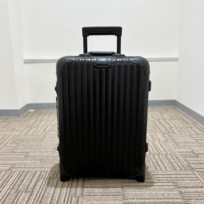リモワ　トパーズ ステルス　986.11-2　32リットル　中古商品　2輪